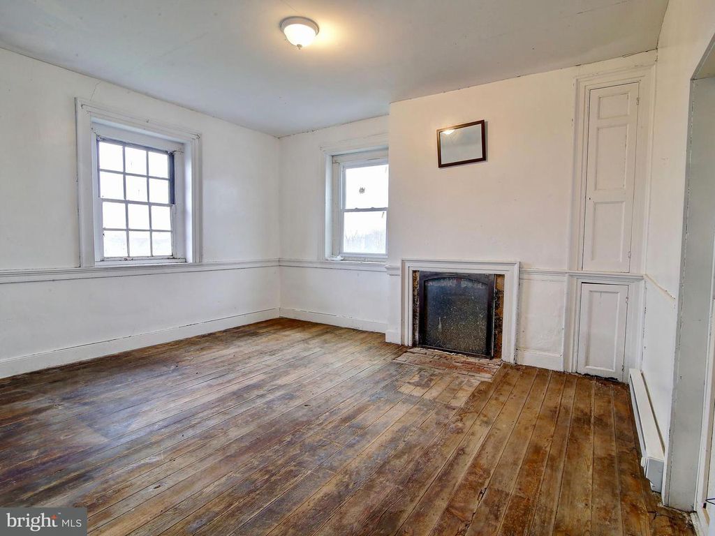 Sold. Stonewall Jackson stayed in the home! Circa, 1781 and 1901. Two ...
