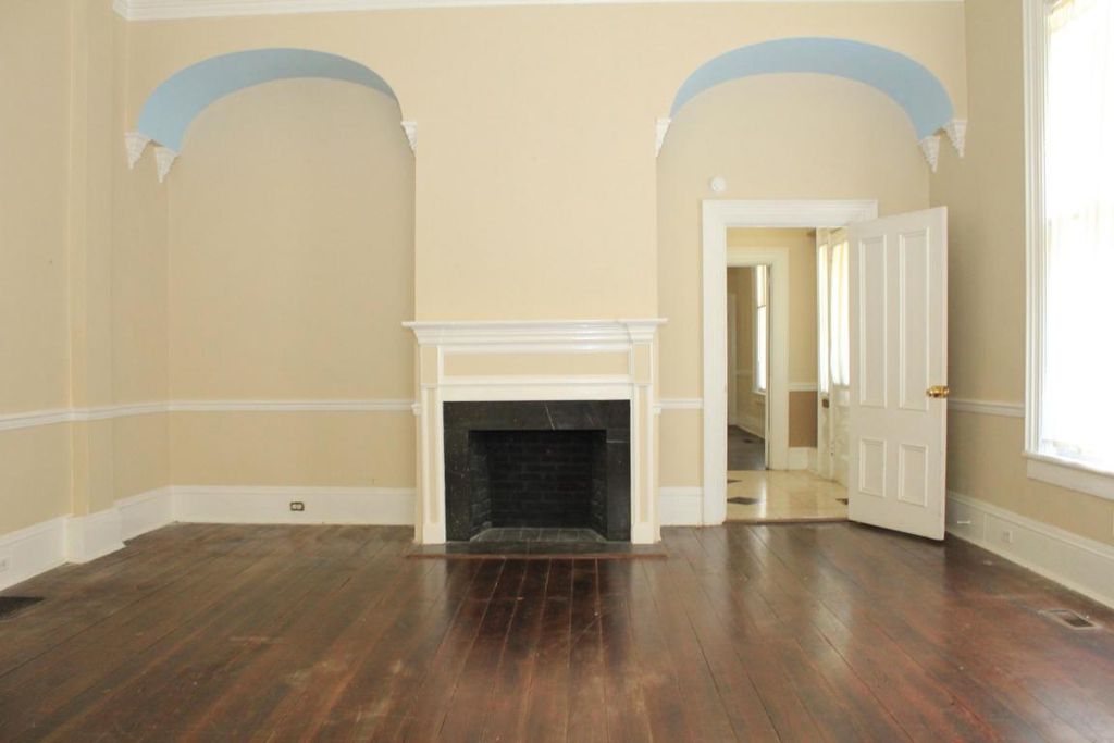 Off market. LeakScales house. Circa, 1860 in North Carolina. 93,000