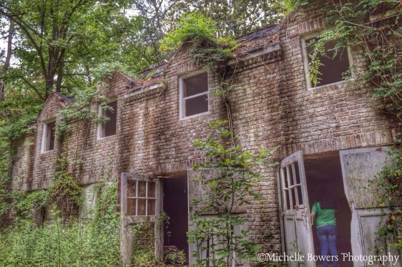 ABANDONED: Rockefeller Mansion – The Old House Life