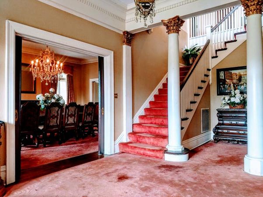 Off market. Camden Umsted House. Circa 1925 in Arkansas. 290,000 The