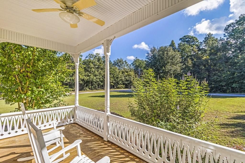 Close to shores of Lake Marion in SC. Circa 1903. Over one acre. 329,900 The Old House Life