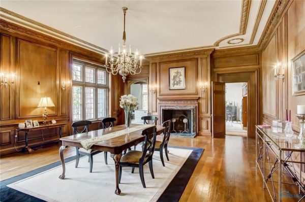 Just amazing! Those ceilings! Circa 1927. $895,000 – The Old House Life