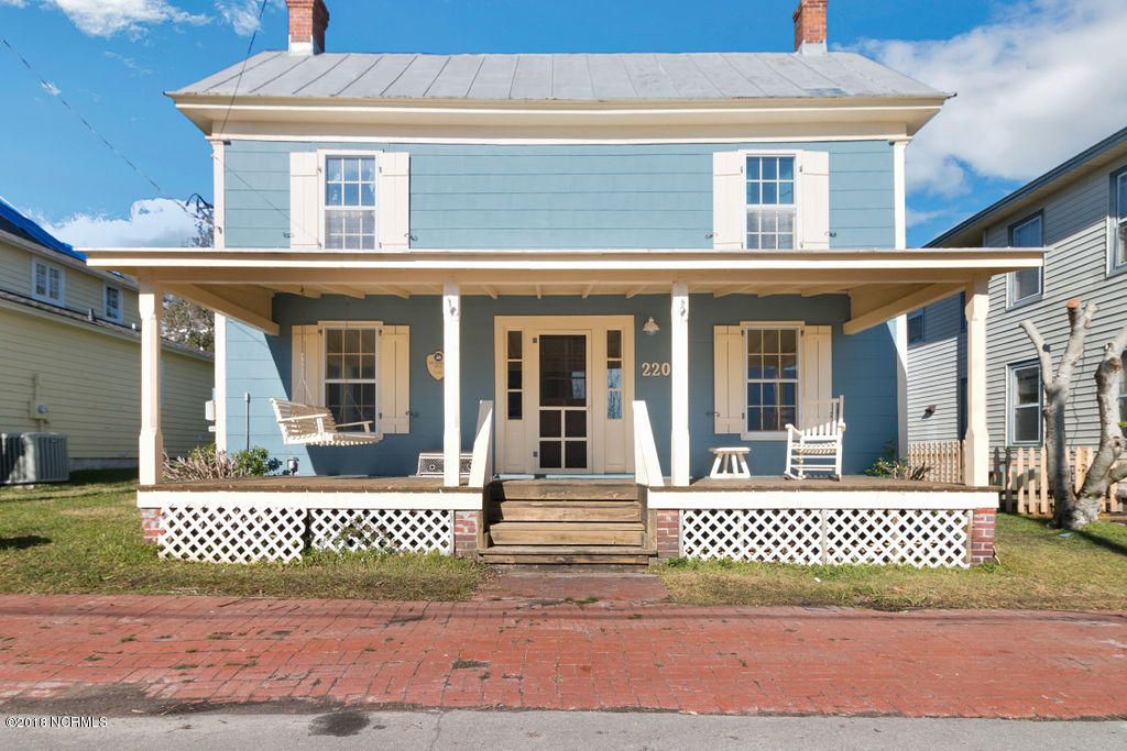 Bloodgood House Quaint Looking Water Views In NC Circa 1907 