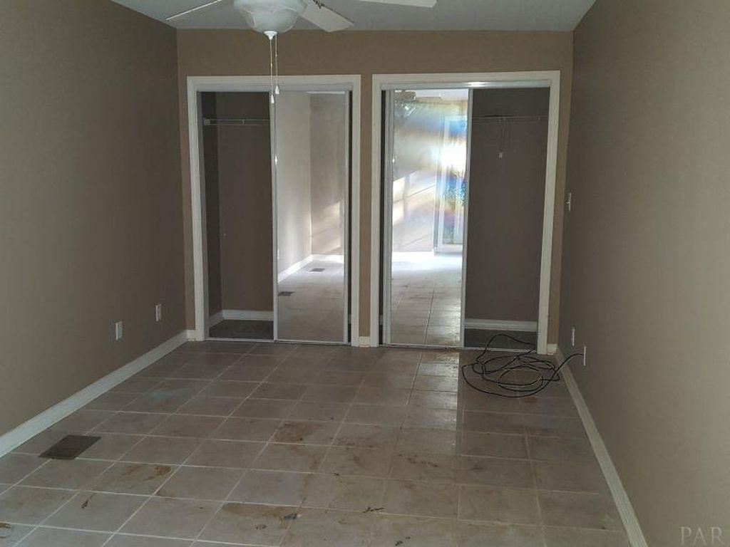 Sold. Pensacola, Florida fixer upper! Almost one acre. Circa 1908