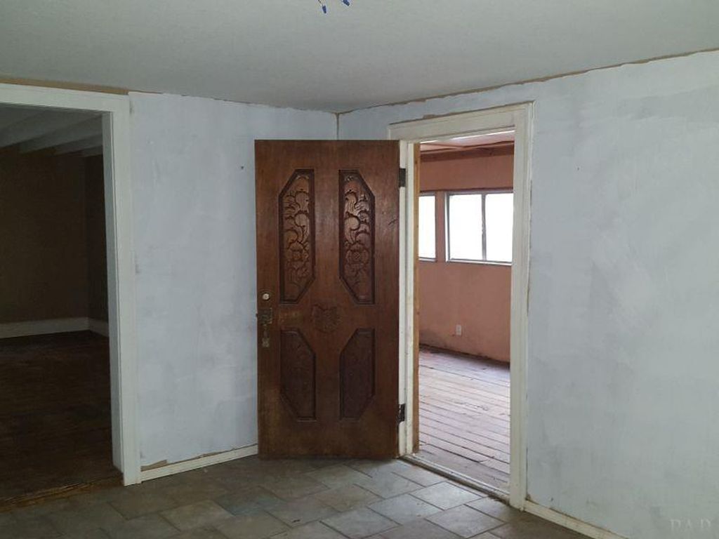 Sold. Pensacola, Florida fixer upper! Almost one acre. Circa 1908