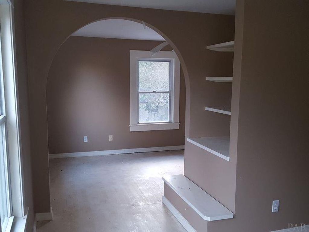 Sold. Pensacola, Florida fixer upper! Almost one acre. Circa 1908