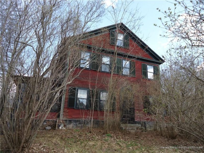 Back on the market!! Circa 1785! Almost two acres in Maine. 90,000