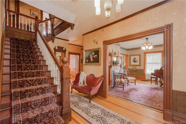 “Painted Lady” in CT. Circa 1896. One acre. $389,900 – The Old House Life