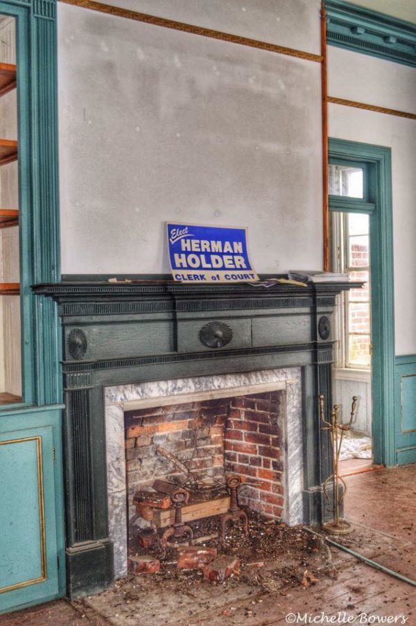 Interior tour of the Crudup House in Vance County, North Carolina