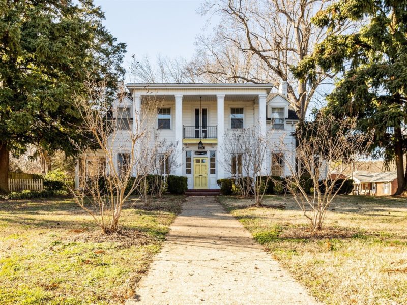 Oxford, North Carolina. Circa 1939. Almost one acre. 229,000 The Old