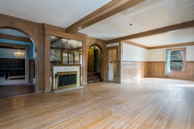 Look inside! Circa 1900 in Massachusetts. $289,900 – The Old House Life