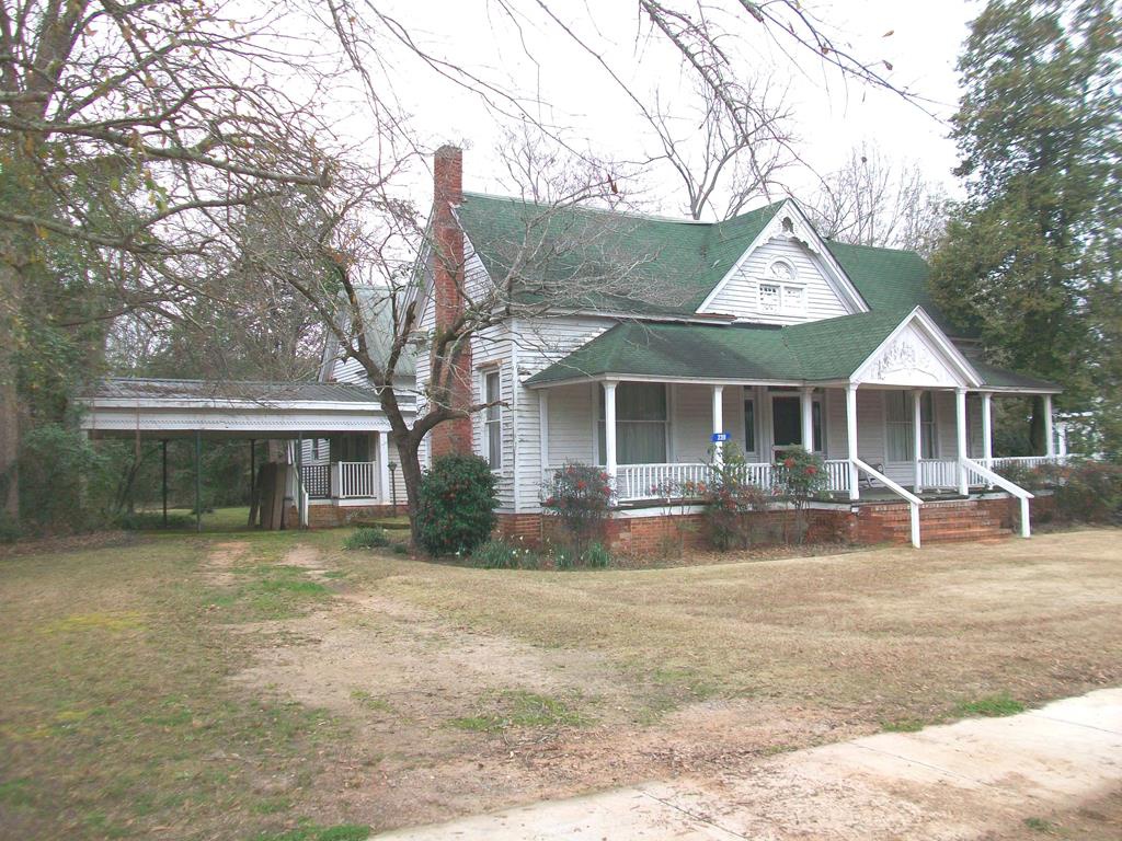 Sold. fixer upper! Circa 1890. One acre. 45,000! The Old