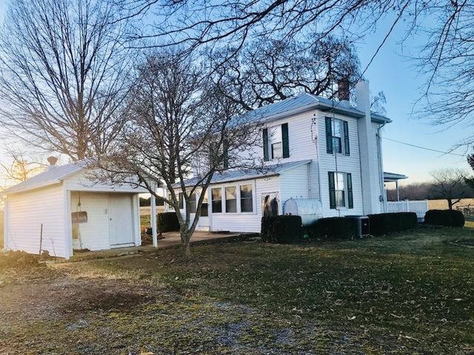 Four acres in Virginia. Circa 1926. $200,000 - The Old House Life