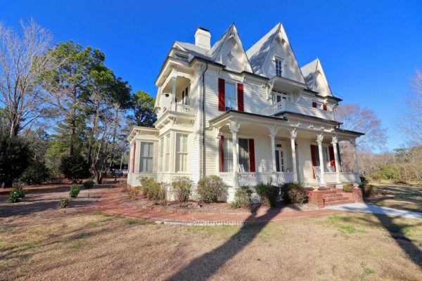 15 acres in North Carolina. Circa 1879. $995,000 – The Old House Life