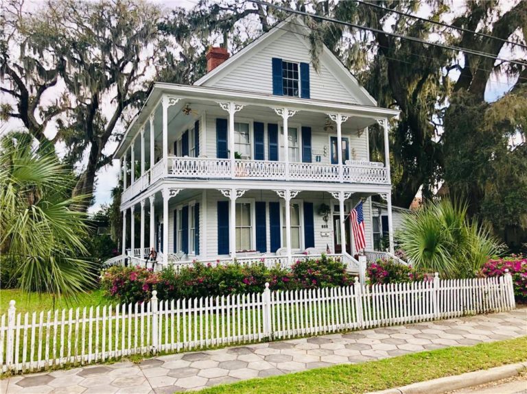The Veranda House, Circa 1885 in Brunswick, 169,900 The Old House Life