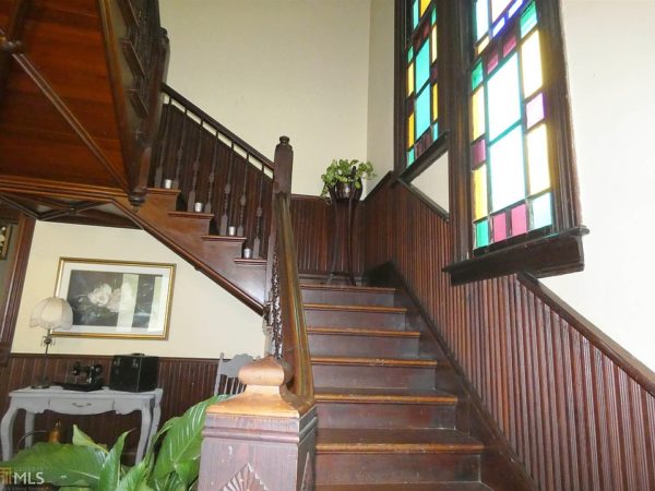 Love the foyer! Circa 1890. One acre in Georgia. $149,900 – The Old ...