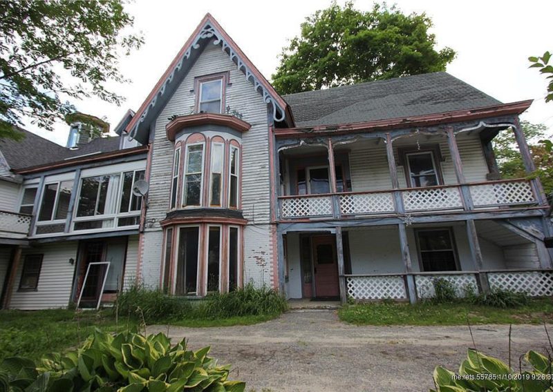 $49,900! Fixer upper in Maine. Circa 1900. – The Old House Life