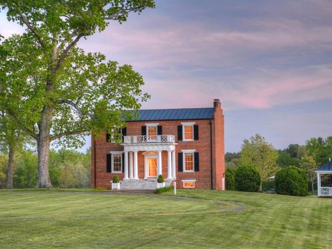 Stunning! Historic Oak Grove, Circa 1854. On 131 acres in Virginia
