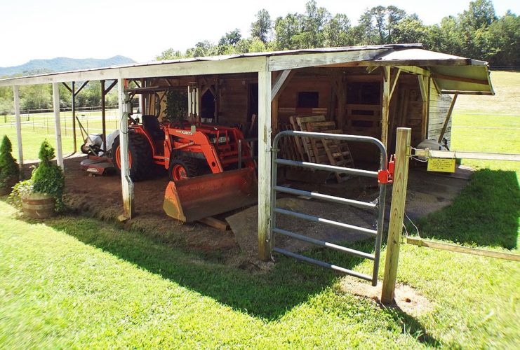 13 acres in the NC mountains! Great horse barn! Circa 1910. 282,000 The Old House Life