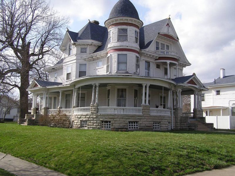 Love the exterior! Circa 1898 in Illinois. 162,900 The Old House Life