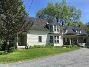 Over seven acres in New Hampshire. Circa 1840. $249,000 – The Old House ...