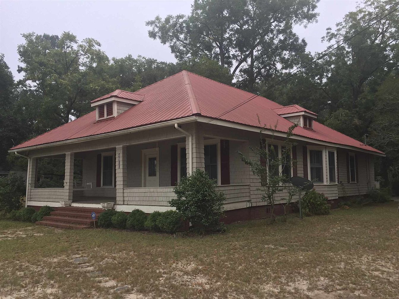 Sold. Look inside! Almost three acres in Circa 1800's. 99,500