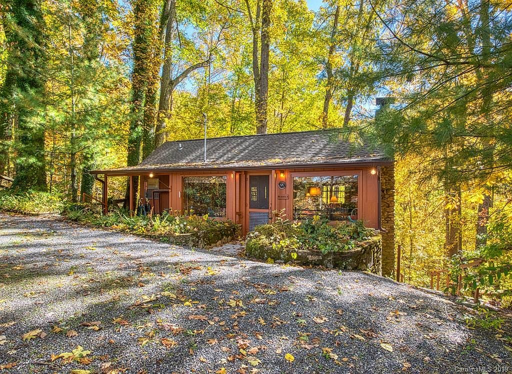 Furnished Mountain Cabin Circa 1940 One Acre In North Carolina