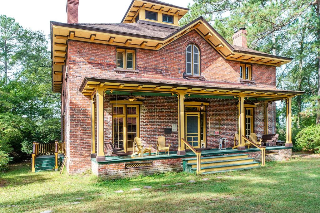 Amazing! The Coates House, Circa 1860. Almost six acres in North