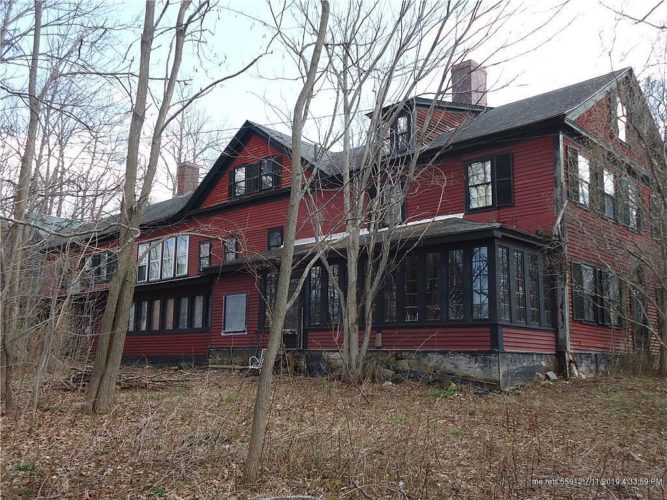 The Amos Armsby House, Circa 1812, not 1785. Finally some history