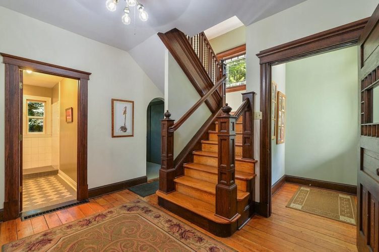 Views of the Mississippi River from the Turret! Beautiful woodwork ...