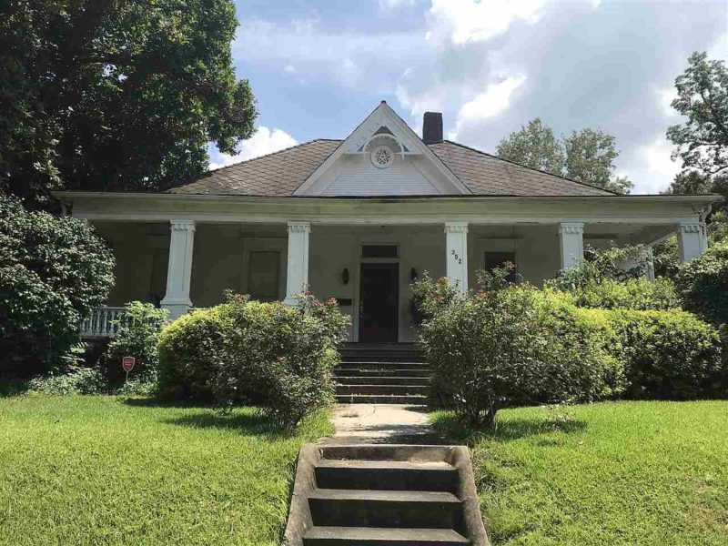 Sold. Great house! Great interior! Circa 1900 in Mississippi. 99,900