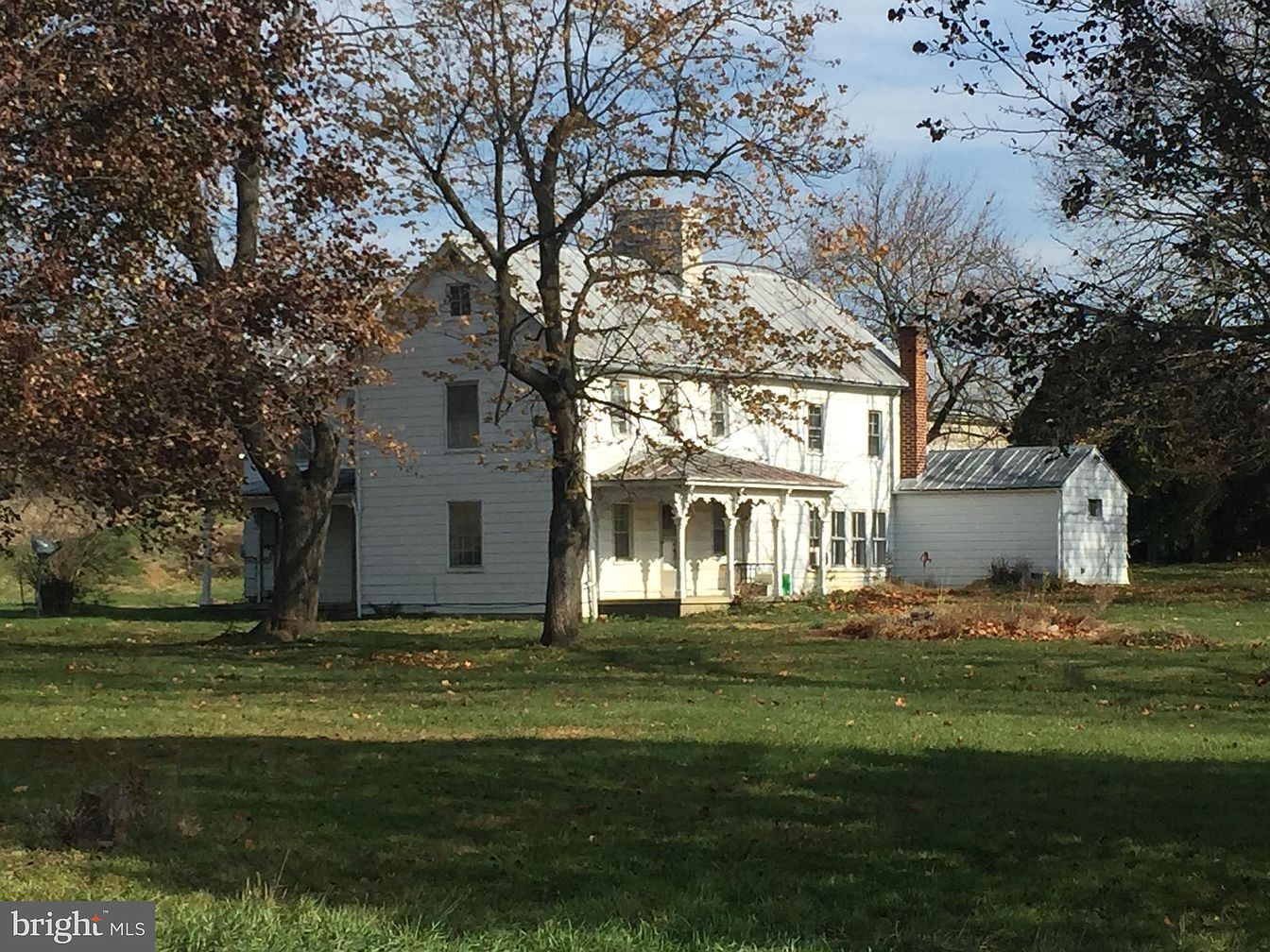 On five acres in Clear Brook, Virginia. Circa 1921. $225,000 - The Old ...