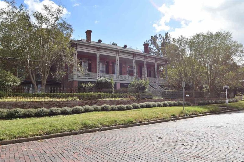 The Corners Mansion, Circa 1873. Has 17 Bedrooms! Over One Acre In ...