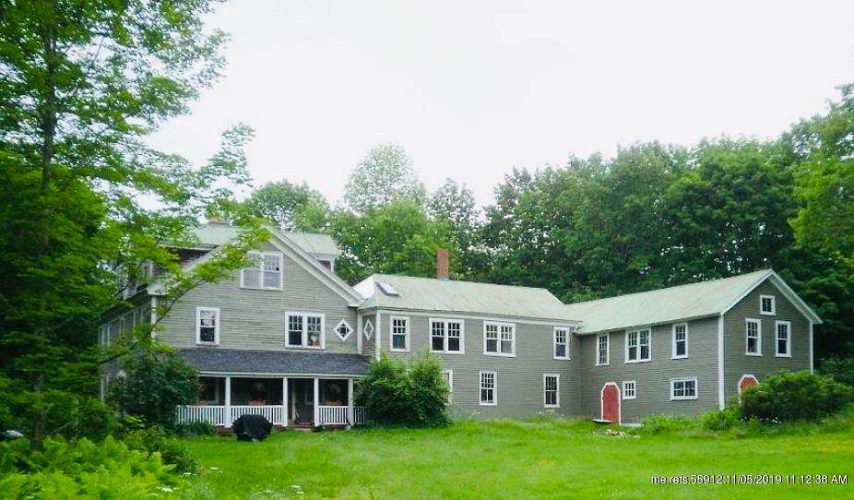 Five acres in Mount Vernon, Maine. Circa 1780. 199,900 The Old House