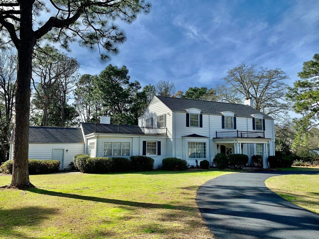 Circa 1940. On one acre in Hamlet, North Carolina. 269,900 The Old