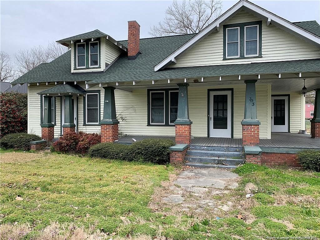 Not a bad Craftsman style home. Circa 1922 in North Carolina. $92,000 ...