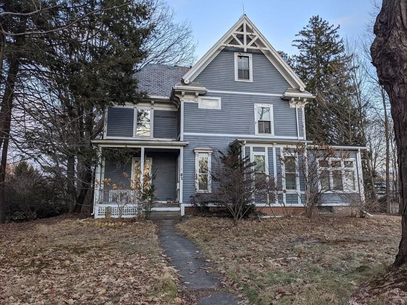 10,000! Has to be moved. Circa 1876 in Massachusetts. The Old House Life