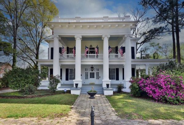 Deal of the Day! Henderson Hall, Circa 1905 in Georgia. $269,900 – The ...