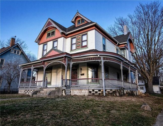 Beautiful windows! Circa 1900 in Indiana. $159,900 – The Old House Life