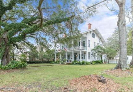 Off Market. Double Porch Love! The Bienvenue House, Circa 1830. On 1/2 ...