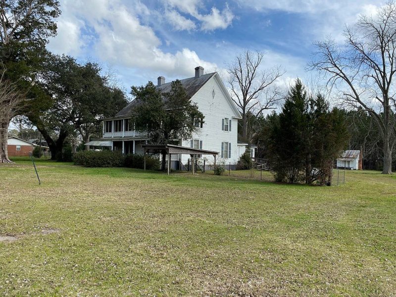 Judge Clements House, Circa 1866. Over two acres in 65,000