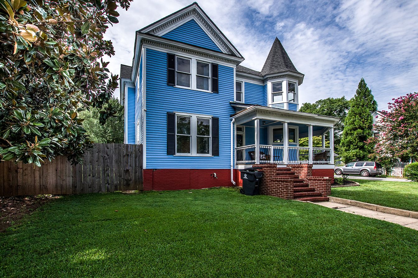 Deal of the Day! Circa 1900 in Rockmart, 160,000 The Old