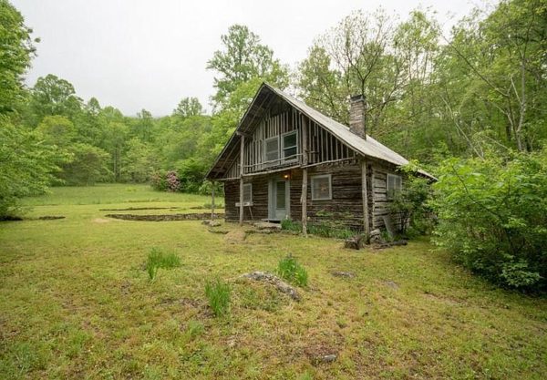 Deal of the Day! Mountain cabin on six acres in Highlands, NC! $99,900 ...