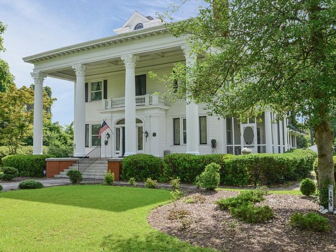 Southern Beauty! Circa 1910. Over one acre in North Carolina. $296,800 ...