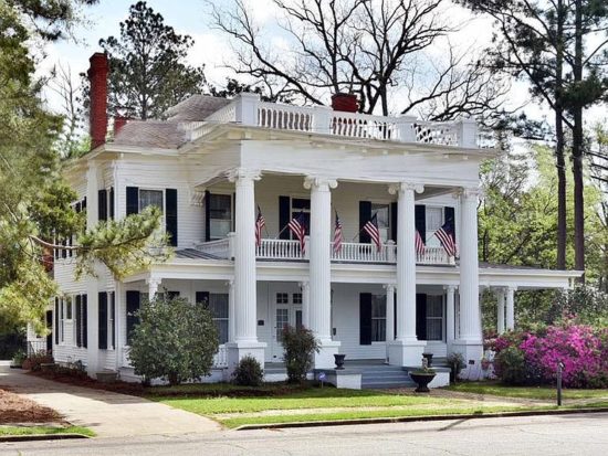 Henderson Hall, Circa 1905 in Dawson, Georgia. $259,900 – The Old House ...