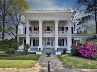 Henderson Hall, Circa 1905 in Dawson, Georgia. $259,900 – The Old House ...