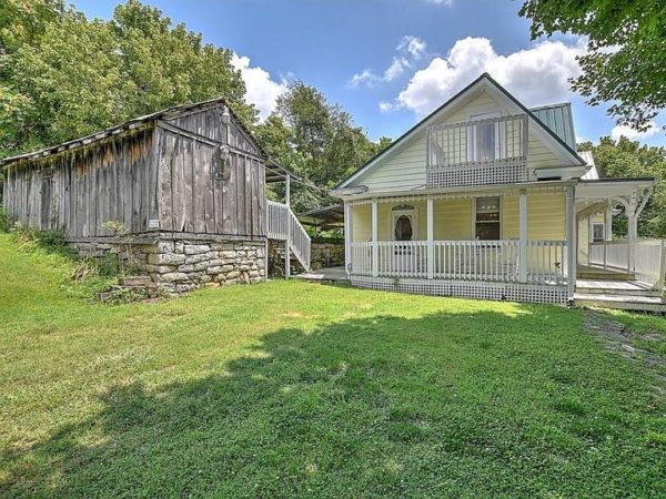 Victorian Country Cottage, Circa 1865. Almost two acres in Tennessee ...