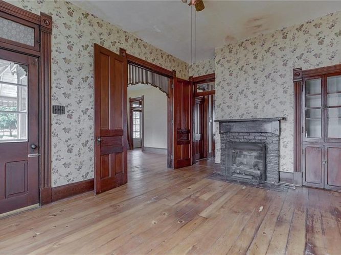 Look inside! Circa 1800’s in Indiana. 140,000 The Old House Life
