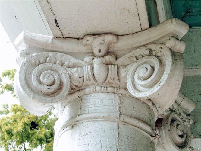 Auction block time! The Boswell House, Circa 1912 in Virginia. Opening