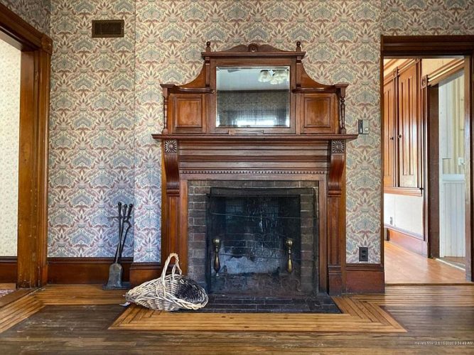 That mantel! That woodwork! Circa 1900 in Maine. $119,000 – The Old ...